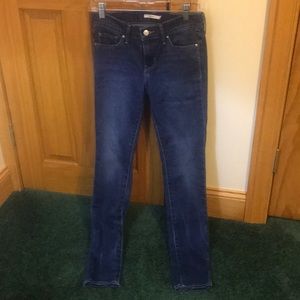 Women’s Levi’s jeans size 26